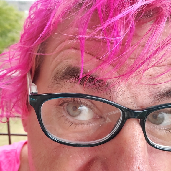 Meet your Posher, David - Picture 2 of 2